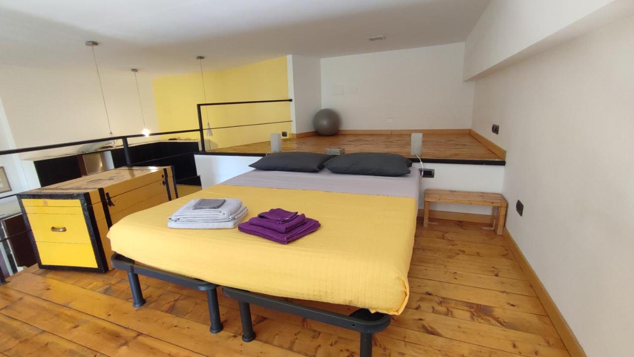 La Casa Di Amy - Loft Con Garage Privato Apartment Milan Luaran gambar